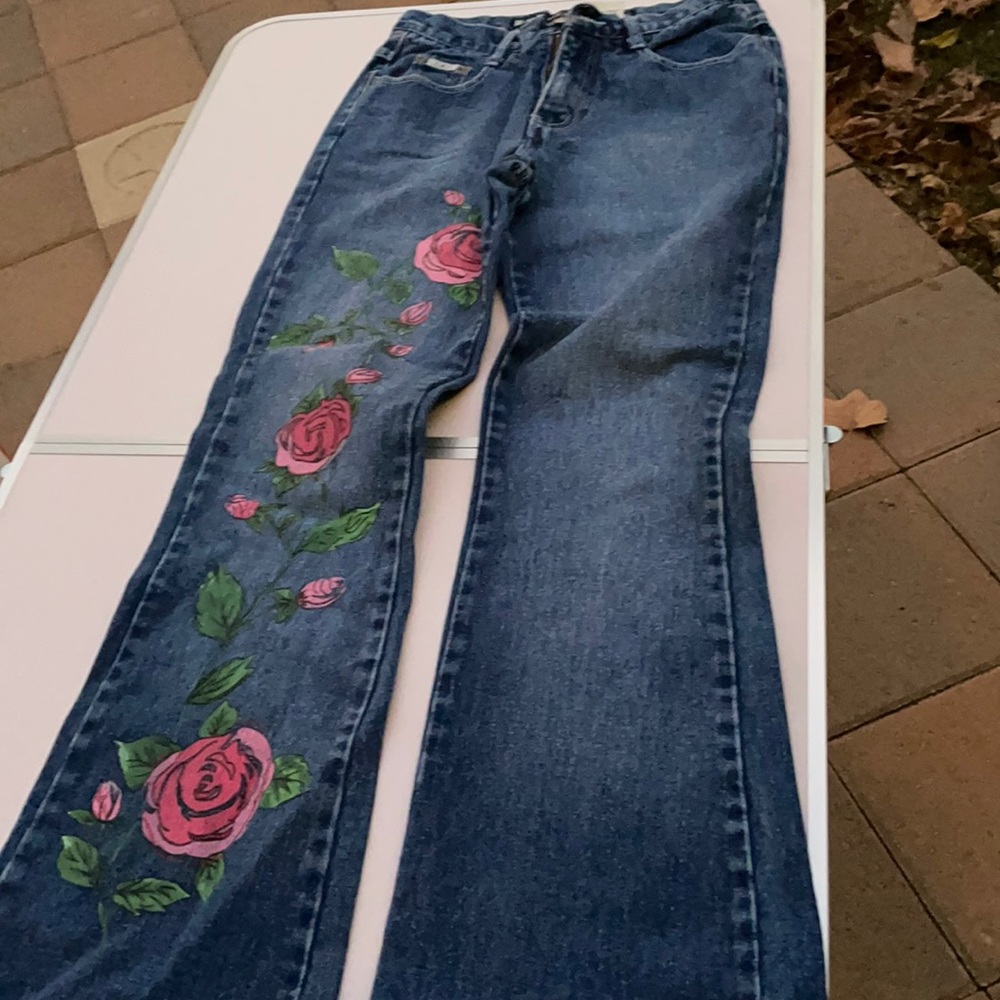 Unique jeans